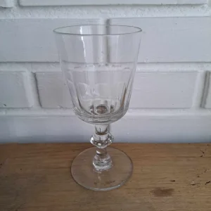 Holmegaard. Christian d. 8./ Berlinois, Rødvin 15,5 cm.