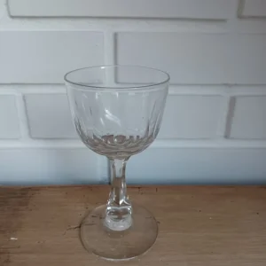 Holmegaard/ Kastrup. Derby, Rødvin 14,3 cm.