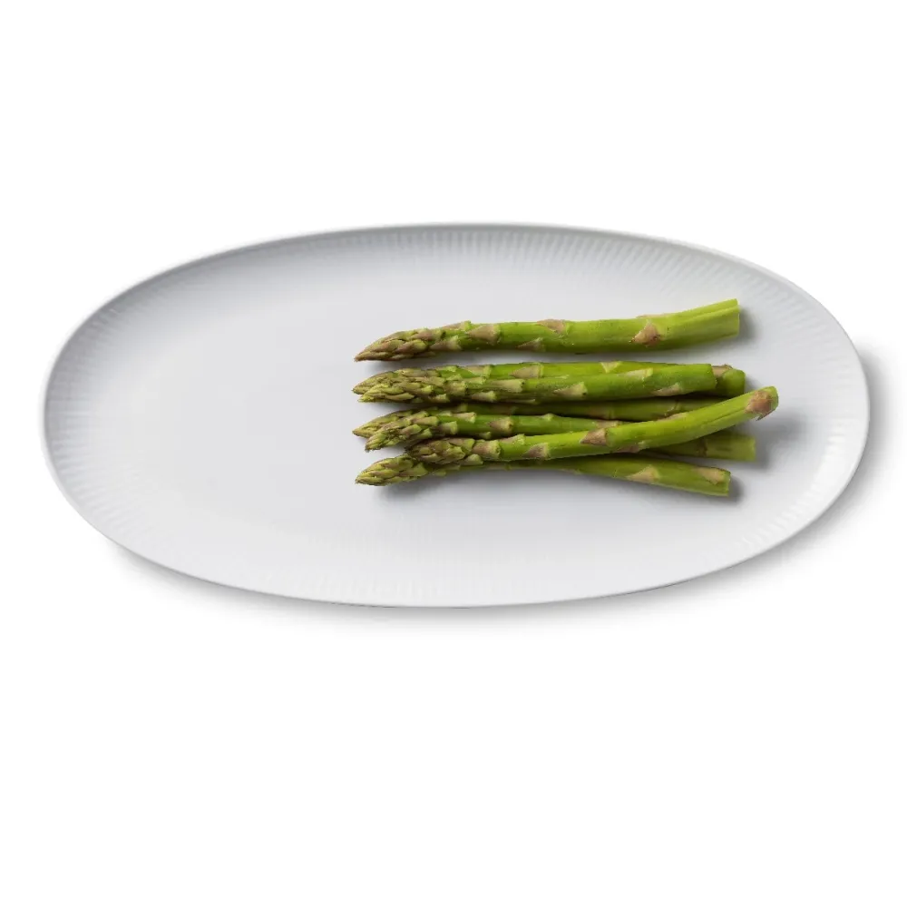 Hvid riflet aflangt fad - 37 cm.