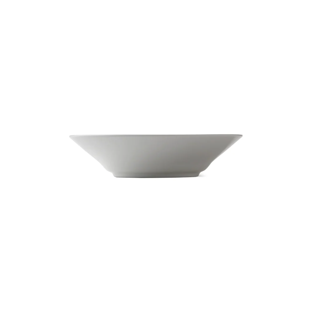 Hvid Riflet dyb tallerken - 24 cm.