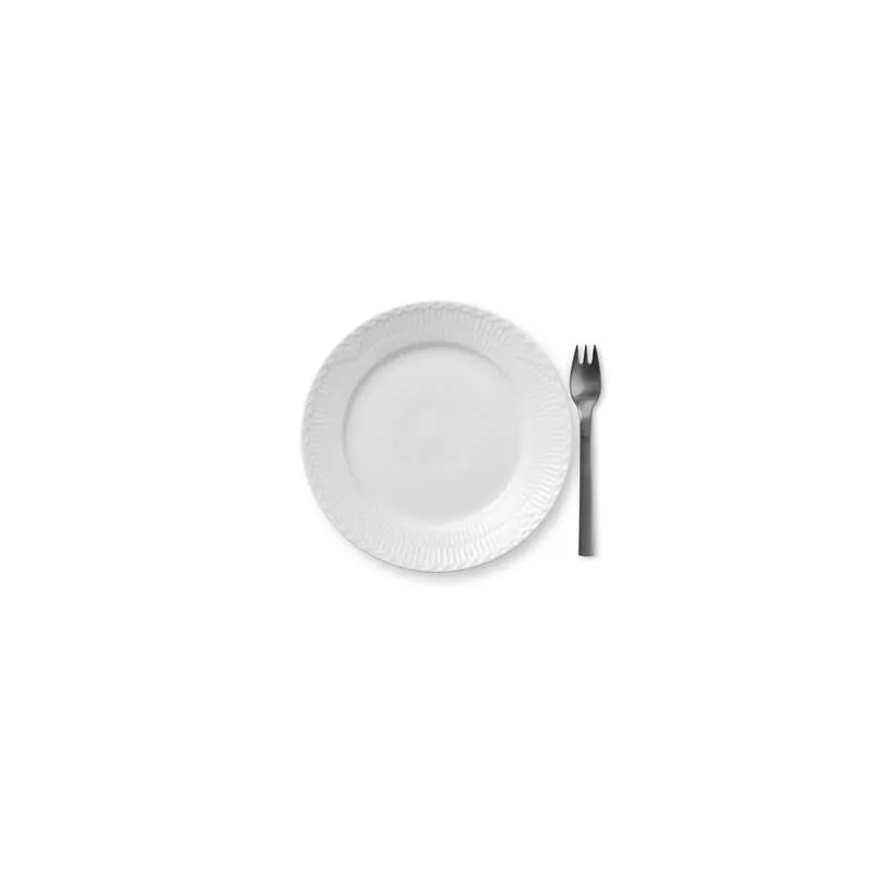 Hvid Riflet Halvblonde tallerken - Ø19 cm.