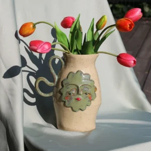 Jade Pitcher Flower Face - Plettet Stentøj