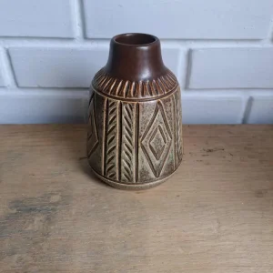 Johgus. Vase 14 cm. #59