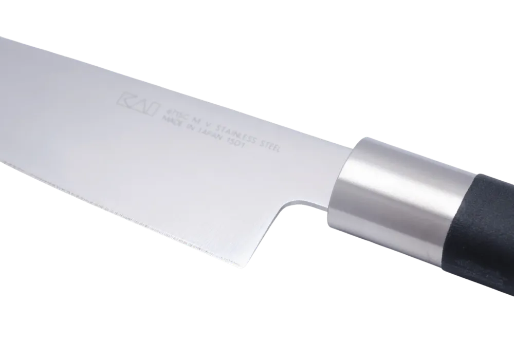 Wasabi Black 150 mm Kokkekniv KAI