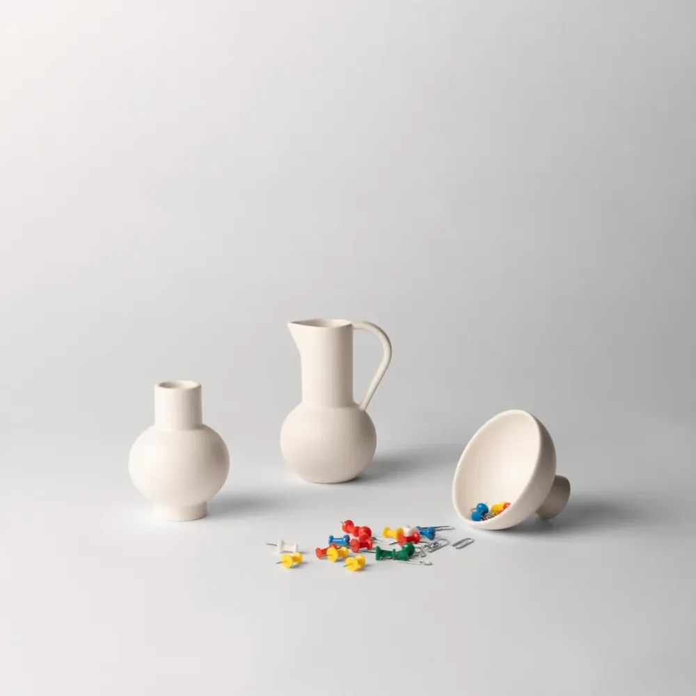 Nicholai Wiig-Hansen - Strøm miniature - jug - vaporous grey