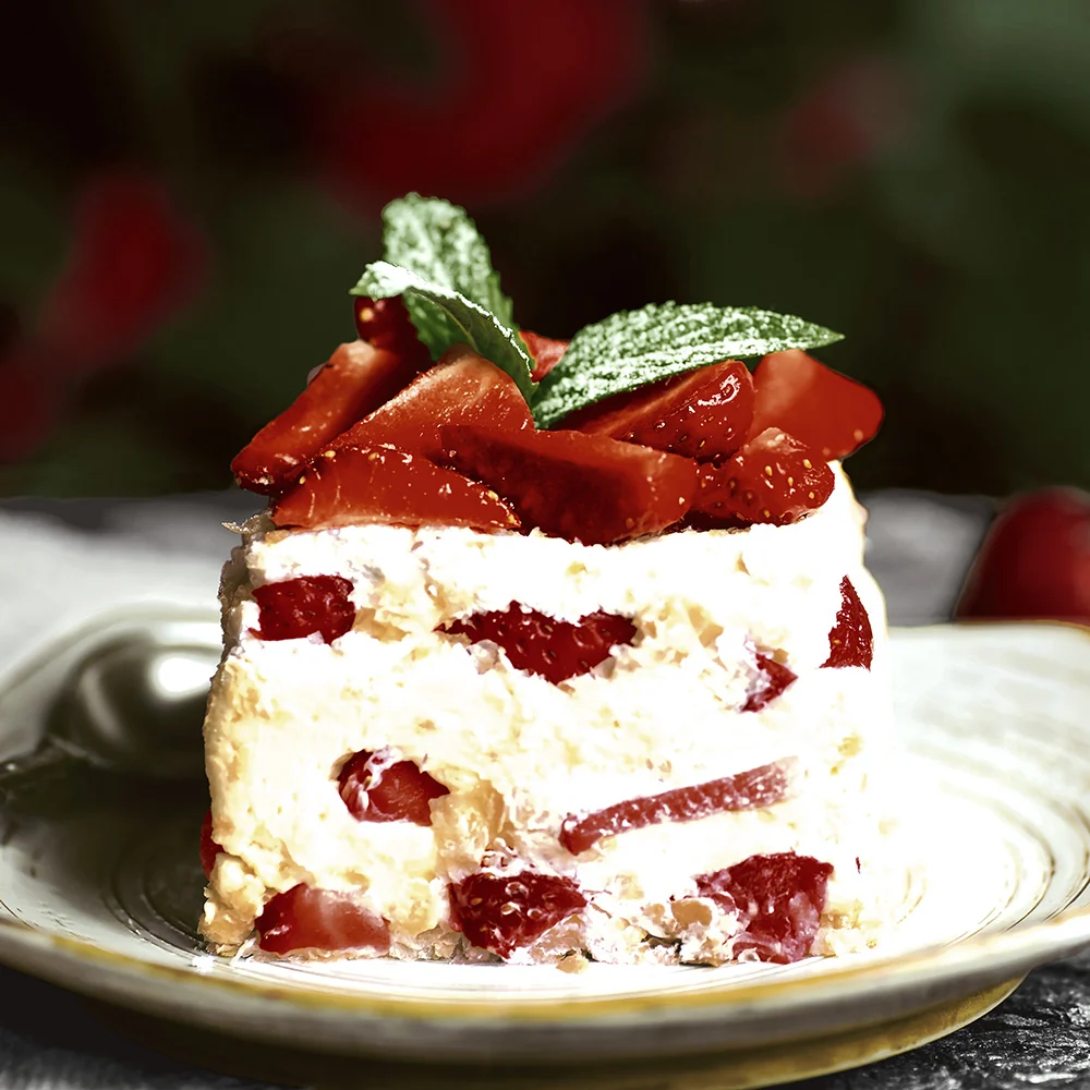 Papir+Design Luncheon Servietter (Strawberry Cake)