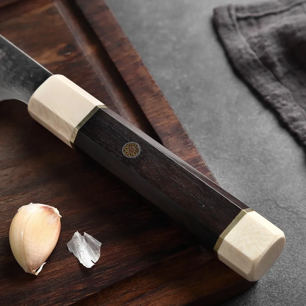 Professionel Santoku kniv C12, Damaskus stål 67 lag