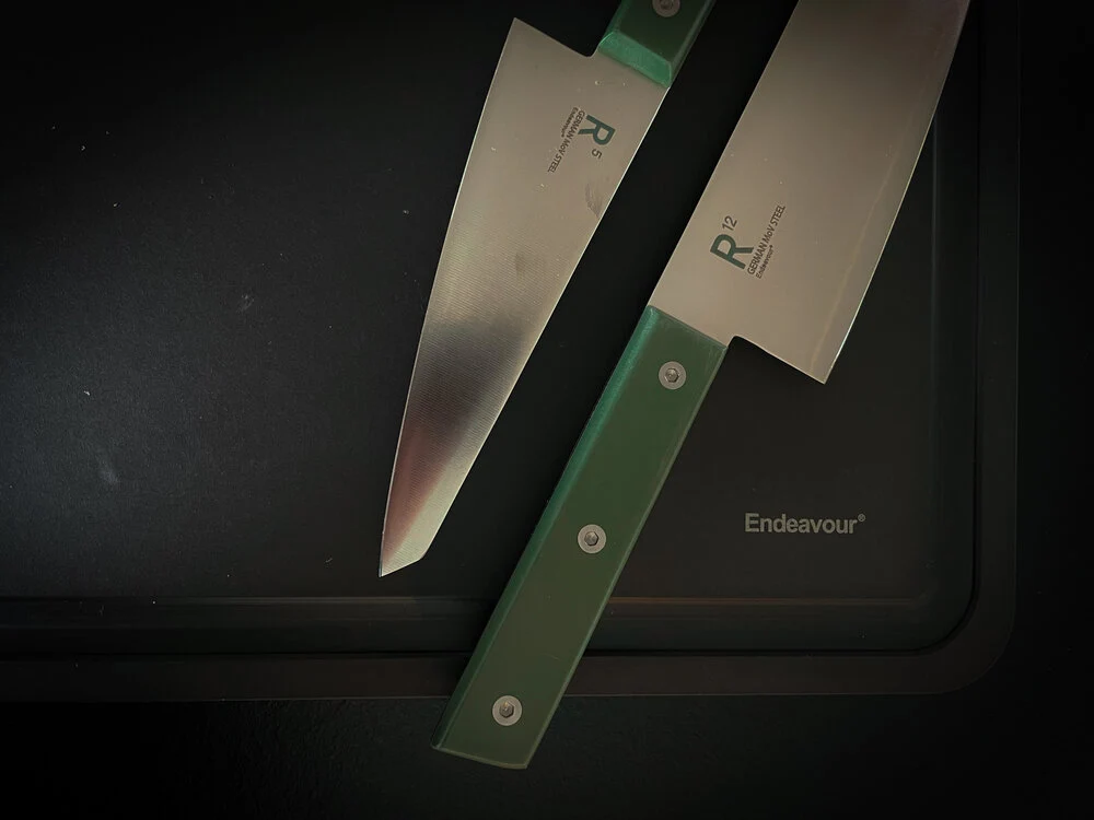 Resolution R12 kniv - L24 cm.