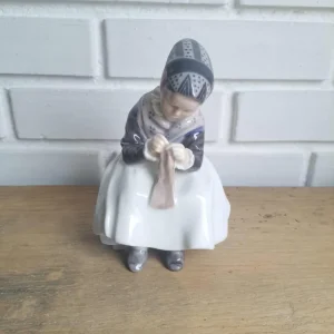 Royal Copenhagen. Amagerpige #1314