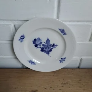 Royal Copenhagen. Blå blomst flettet, Kagetallerken 15,5 cm. 2. sort. #10/8092