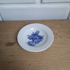 Royal Copenhagen. Blå blomst flettet, Lille asiet 8 cm. #10/8180