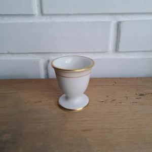 Royal Copenhagen. Det spanske stel, æggebæger 6 cm. #9448