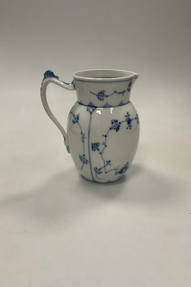 Royal Copenhagen Musselmalet Riflet Mælkekande No 450