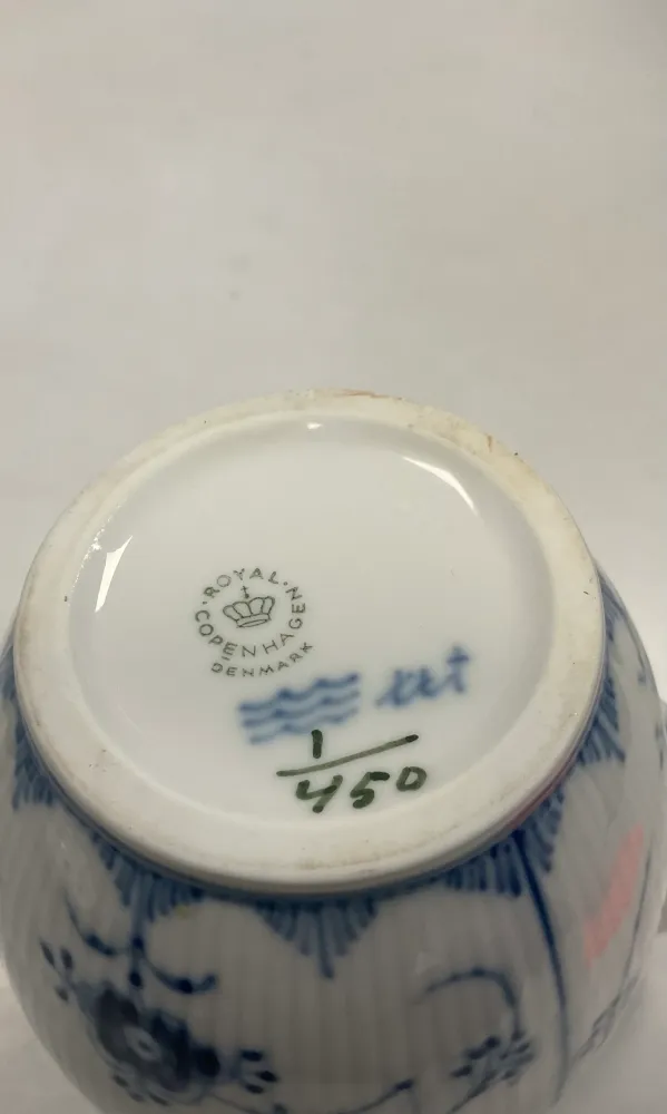 Royal Copenhagen Musselmalet Riflet Mælkekande No 450