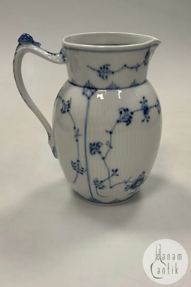 Royal Copenhagen Musselmalet Riflet Mælkekande No 450
