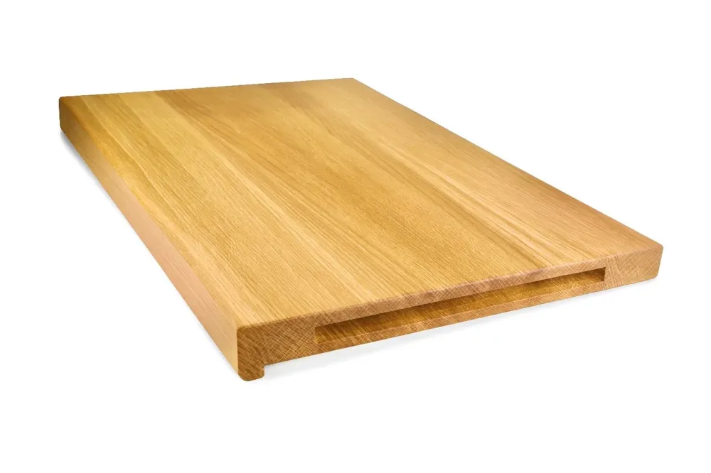 Leading Edge. Skærebræt med forkant. Størrelser fra 40x40 cm - 60x50 cm. Rune-Jakobsen Woodworks