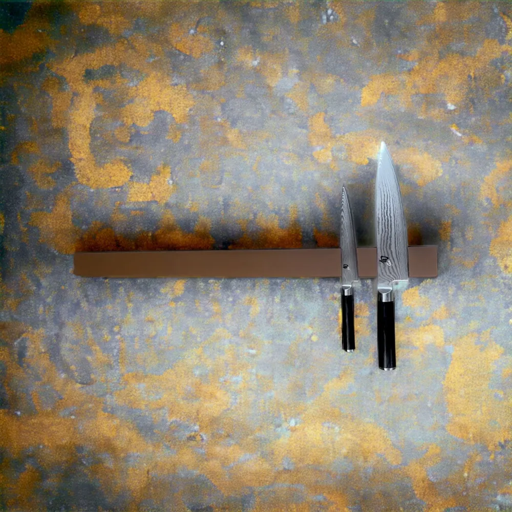 Leather protected Original- smal knivmagnet i længder fra 20 - 80 cm med italiensk læderfront. Rune-Jakobsen Woodworks