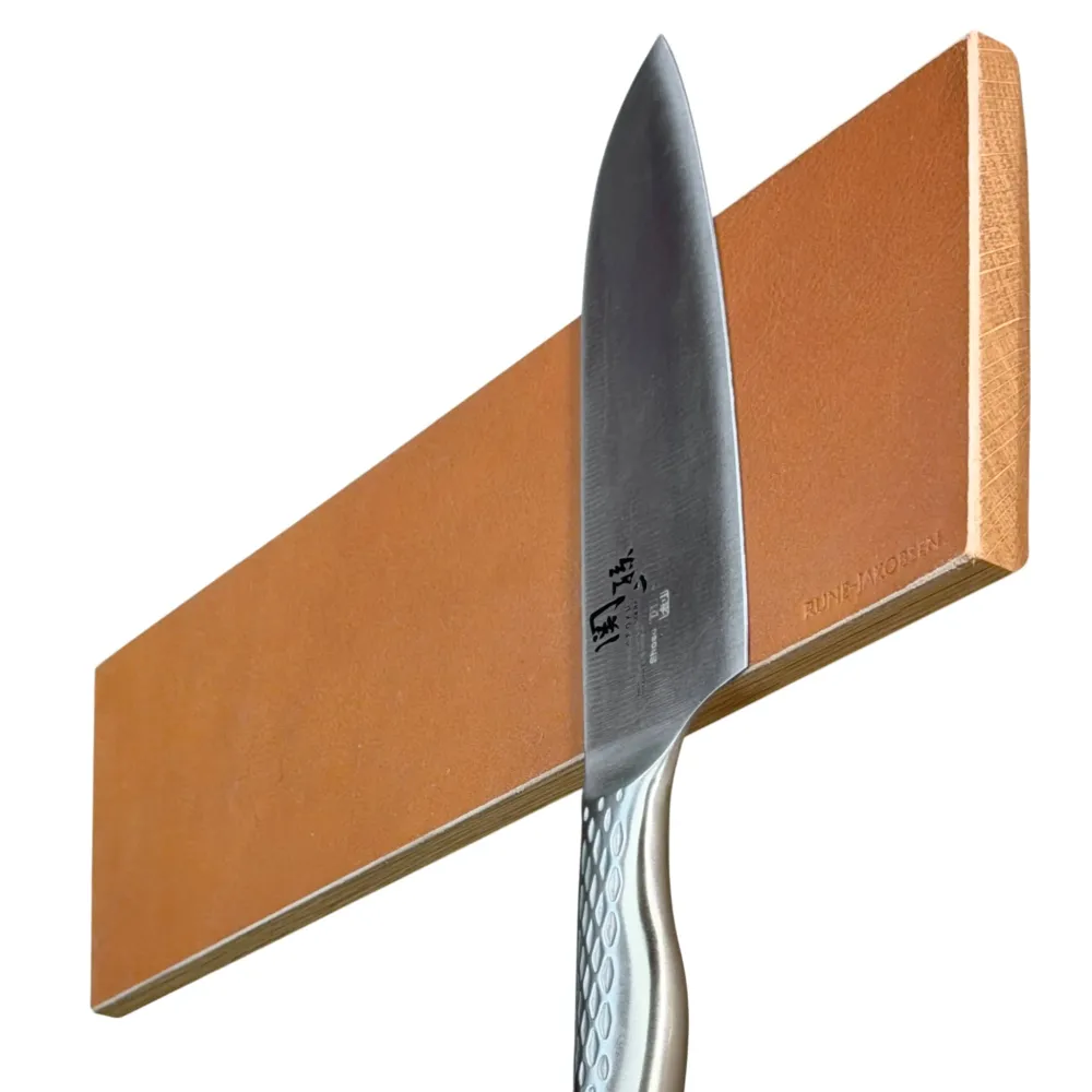 Leather protected Wide - 10 cm bred knivmagnet med læderfront. Længder fra 20-80 cm. Rune-Jakobsen Woodworks