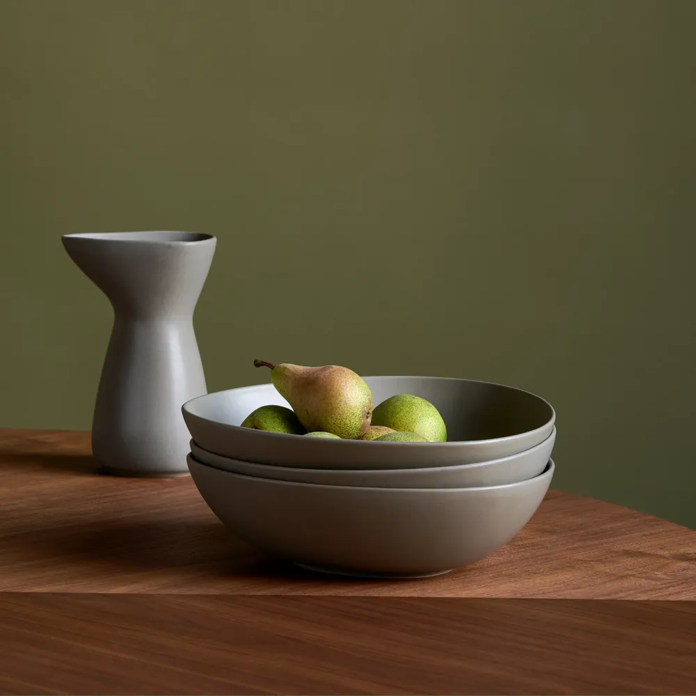 Signature Serving Bowl, X-large - Pale green