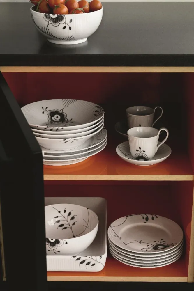 Sort Mega riflet tallerken - 19 cm.