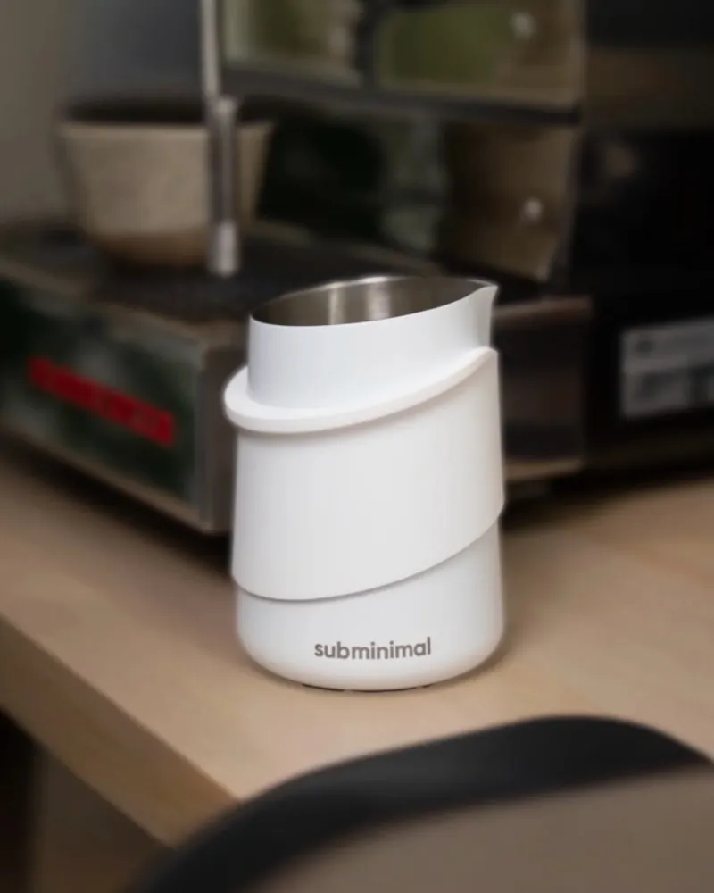 Subminimal FlowTip mælkekande uden hank 450 ml – hvid