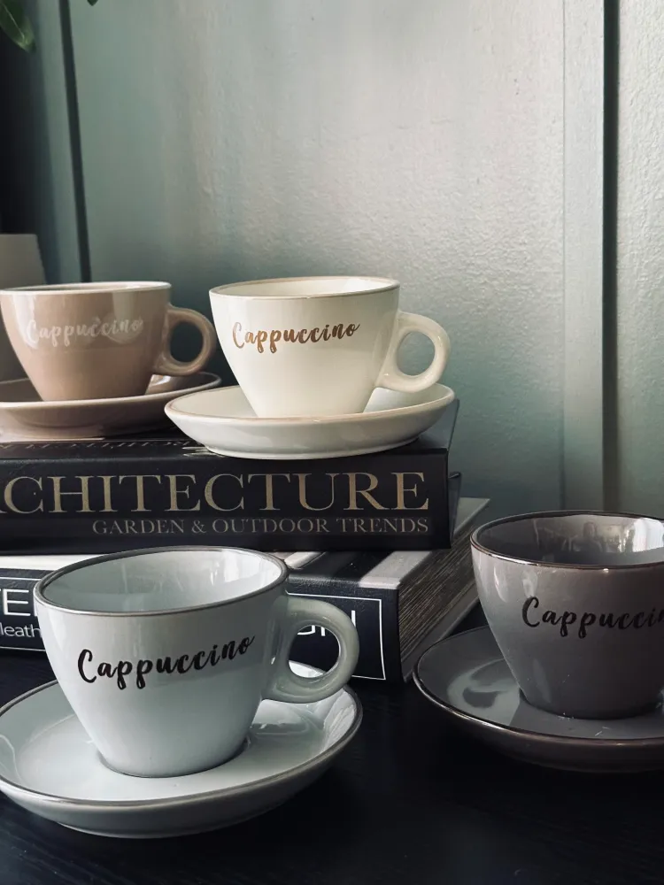 Kop m. underkop Cappuccino - Sæt med 4 stk.
