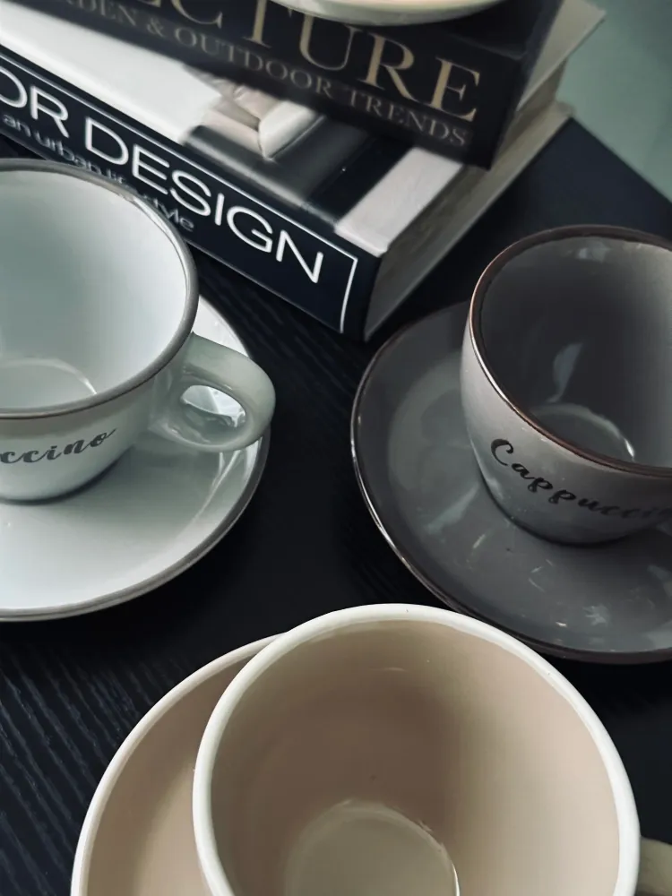 Kop m. underkop Cappuccino - Sæt med 4 stk.
