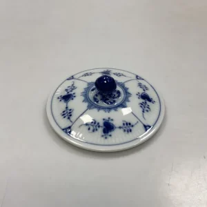 Royal Copenhagen Musselmalet Riflet Låg til Bouillonkop No. 2199