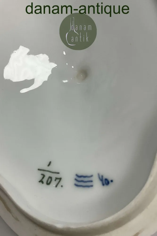 Royal Copenhagen Musselmalet Riflet låg til sovseskål No 207.