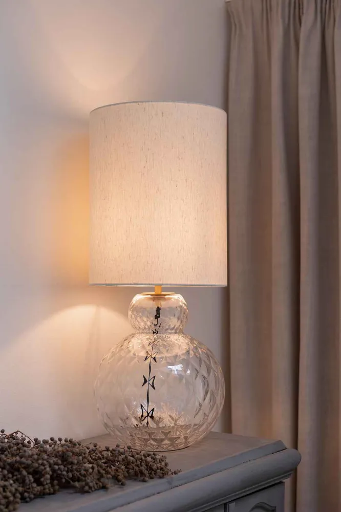 Lily Bordlampe - Klar | Harlequin