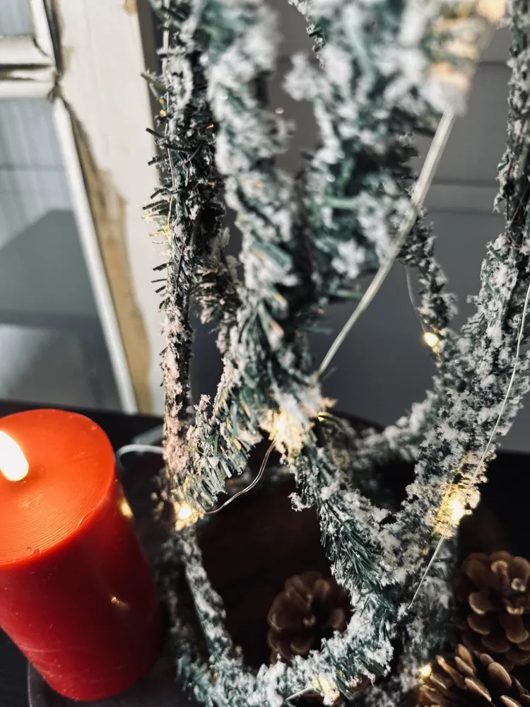 Julekegle med LED lys - H 60cm