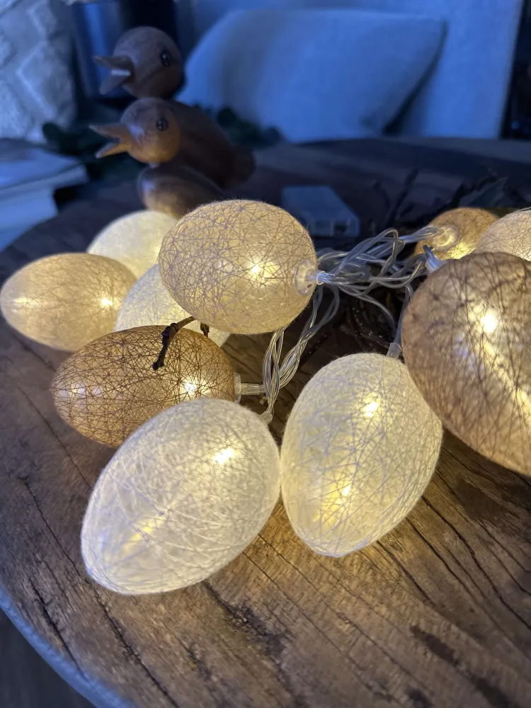 Lyskæde EASTER