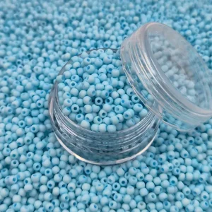 Glasperler 11/0 - Pastel turquoise dull inkl. fin rund æske med skruelåg #9