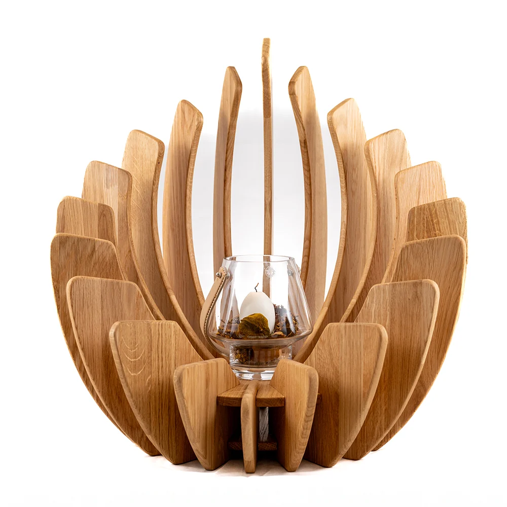 BIG LEAF Ø50cm | LYSESTAGE/SKULPTUR | MASSIVT EGETRÆ | HVIDOLIERING