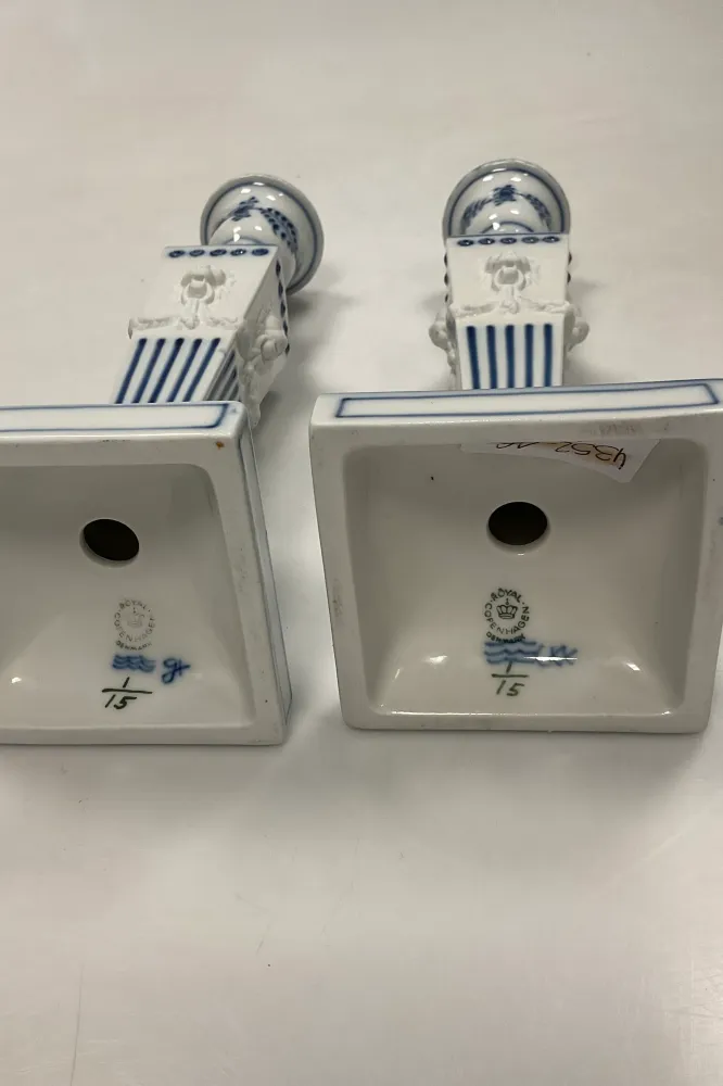 Royal Copenhagen Musselmalet Riflet Et par lysestager No 15