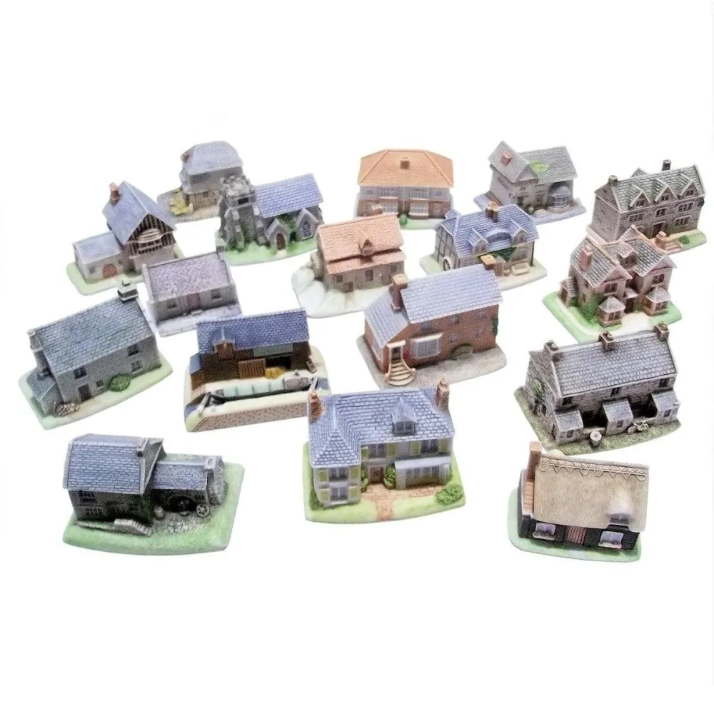 Landsbysamlingen sæt 17 håndmalede engelske porcelænshuse /0022