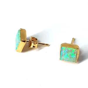 Ørestiks 7mm Lime emerald opal med glat kant (925)