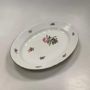 Bing og Grøndahl Saksisk Blomst, Hvid Stort ovalt fad No 15/315