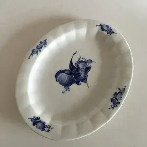 Royal Copenhagen Blå Blomst Kantet Ovalt Fad No 8540