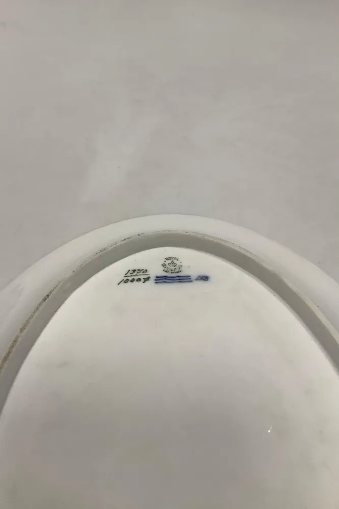 Royal Copenhagen / Kgl. Porcelæn Skærsommernatsdrøm Gammel Ovalt Fad No 1370 / 10007