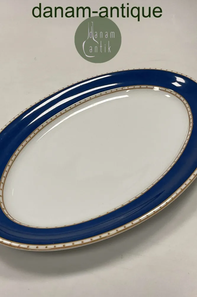 Royal Copenhagen Liselund Mørkeblå Ovalt fad No 374