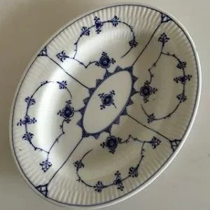 Royal Copenhagen Musselmalet Riflet Ovalt Fad No. 96