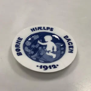 Royal Copenhagen Børnehjælpsdags Platte fra 1912