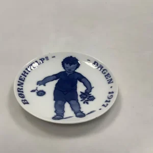 Royal Copenhagen Børnehjælpsdags Platte fra 1917