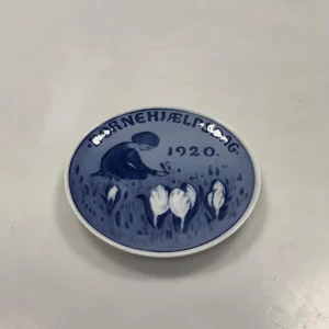 Royal Copenhagen Børnehjælpsdags Platte fra 1920