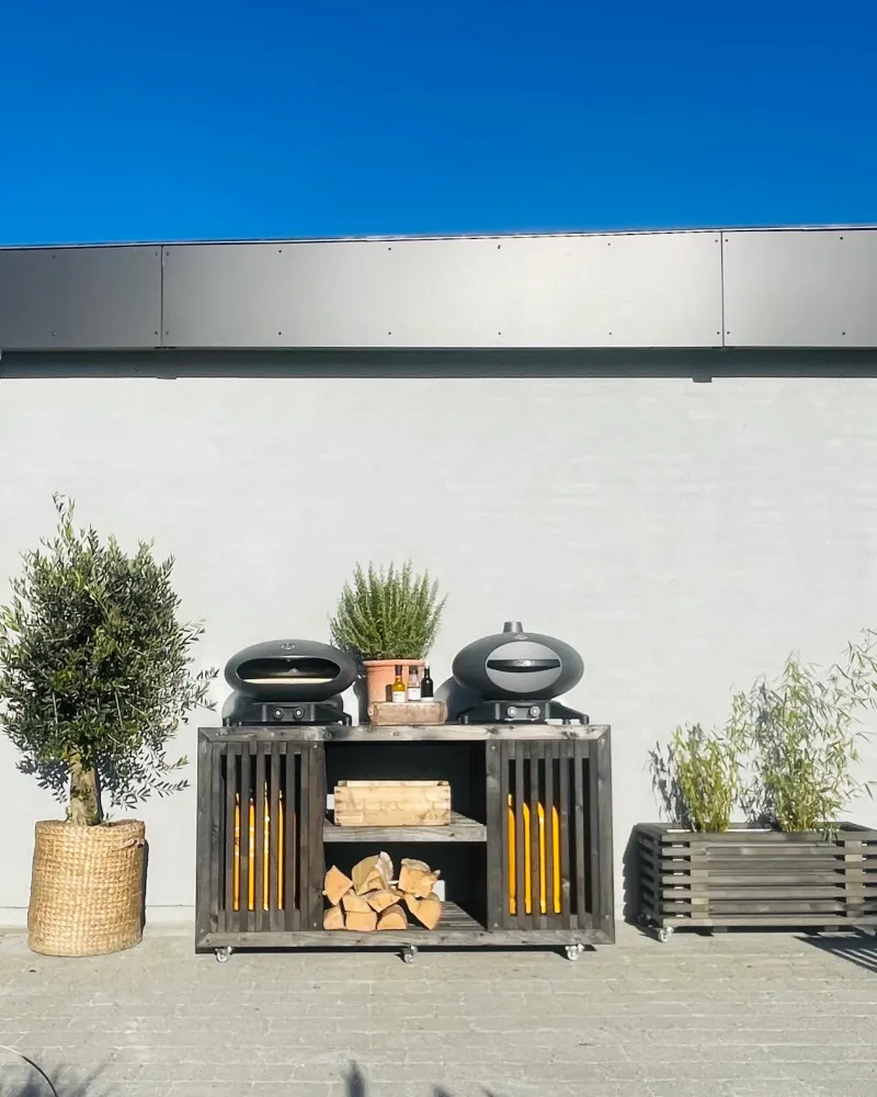 Luksus Grillbord med Paired Gasflaskeskjuler | Sorte traller 52