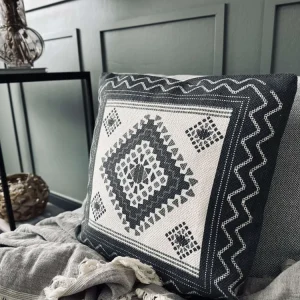 Pude Aisha 45x45cm - Kvadrat