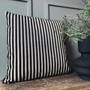 Pude med striber - Inkl fyld 43x43 cm