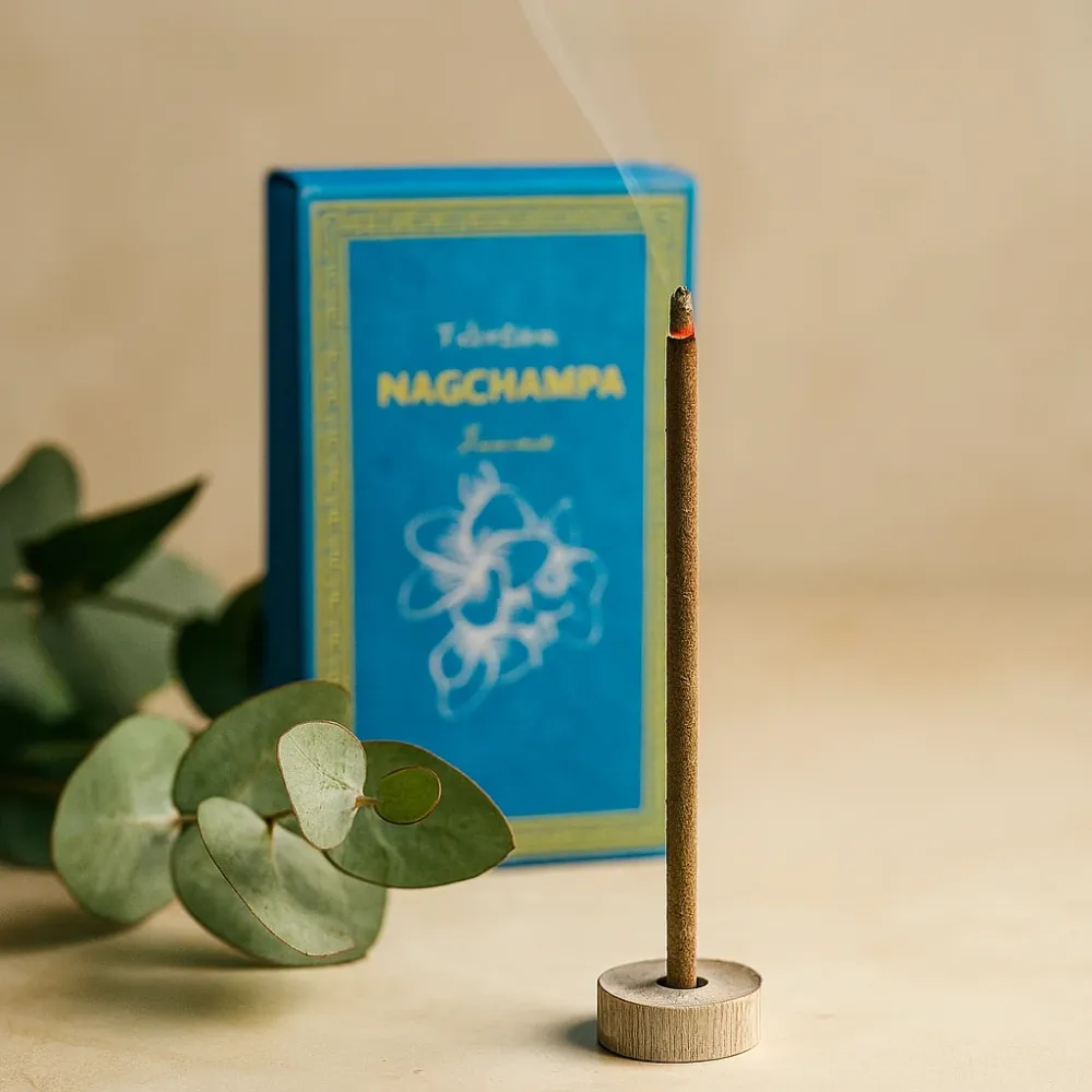 Nag Champa Røgelsessæt, 30 Stokke med Holder
