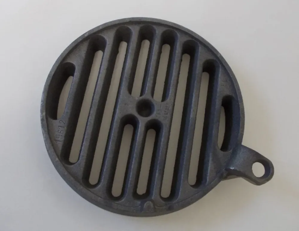 Rüttel rist omkring 19 cm støbt rustovnstativ